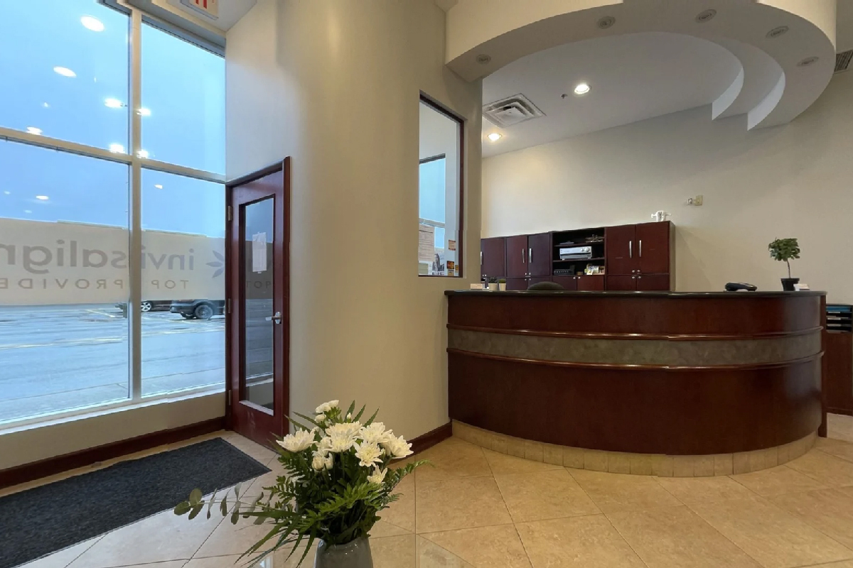 Hurontario Office2